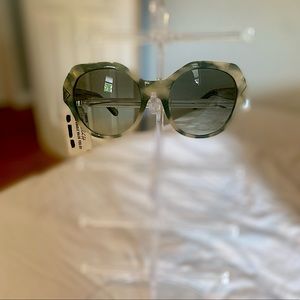 Tory Burch Oversized Sunglasses New with Tags